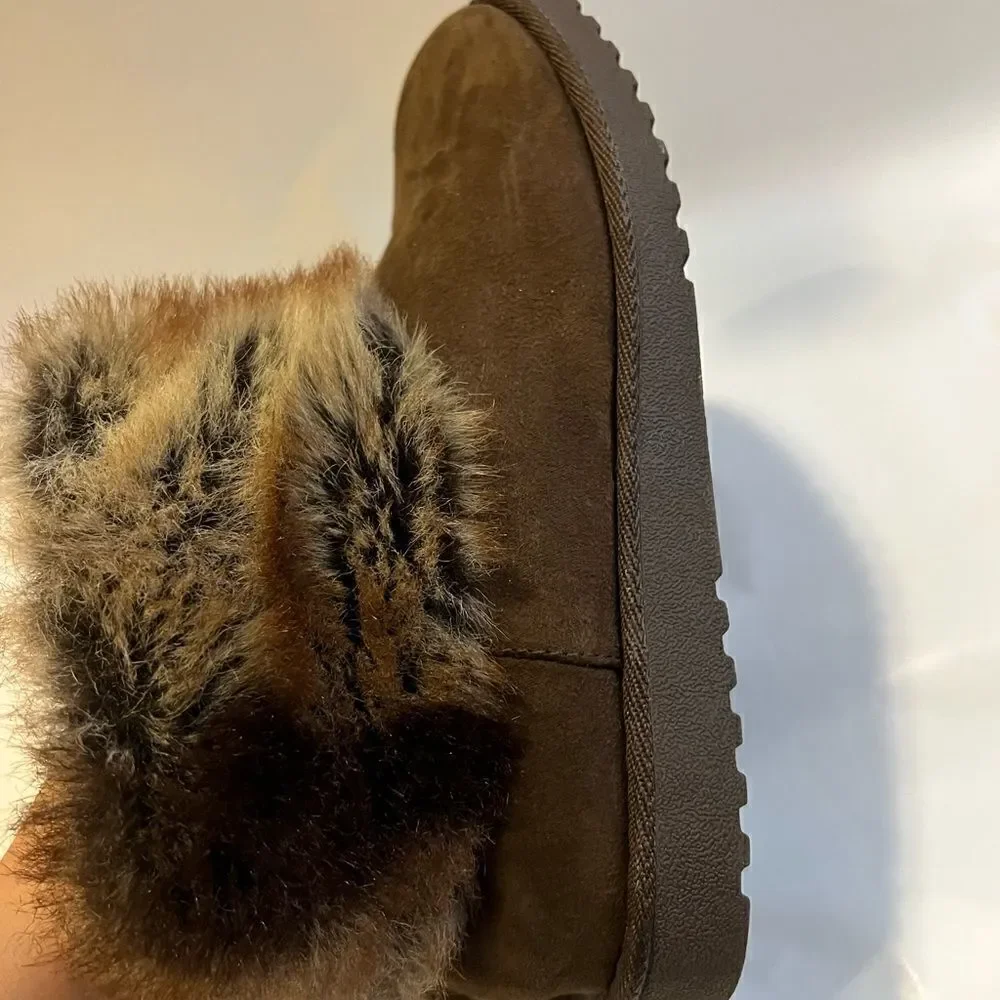 Mossimo Ankle Fur boots size 8